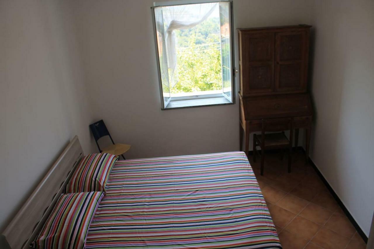 La Casetta Di Graziella Apartment Vezzi Portio ภายนอก รูปภาพ