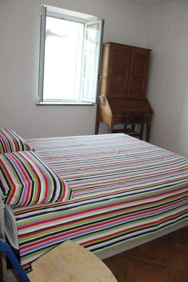 La Casetta Di Graziella Apartment Vezzi Portio ภายนอก รูปภาพ